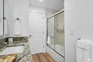 11040 40th Ave NE, Seattle, WA 98125 - Photo 18