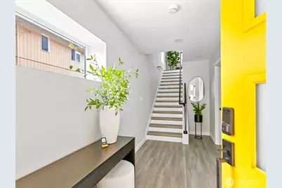 6025 47th Avenue S #A, Seattle, WA 98118 - Photo 4