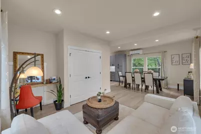 1273 Beach Drive E, Port Orchard, WA 98366 - Photo 10