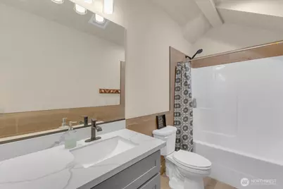 1273 Beach Drive E, Port Orchard, WA 98366 - Photo 30
