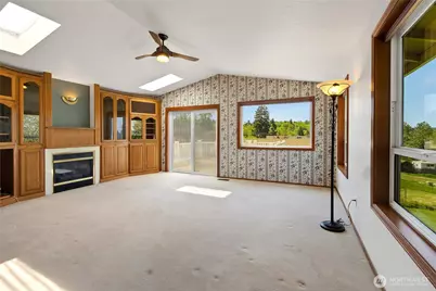 2004 7th Street SW, Puyallup, WA 98371 - Photo 8