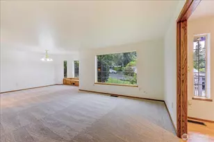 20426 Dayton Ave N, Shoreline, WA 98133 - Photo 4
