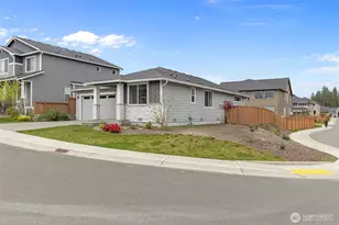 3621 SW Cardiff St, Port Orchard, WA 98367 - Photo 2