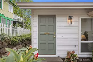 411 Cedar Ave S, Renton, WA 98057 - Photo 4