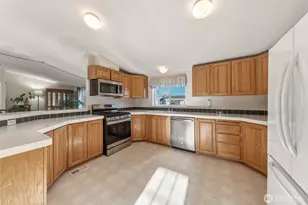 1655 SE Hickory Ct, College Place, WA 99324 - Photo 10