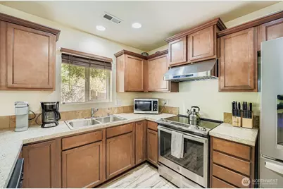 3971 E Roosevelt Avenue, Tacoma, WA 98404 - Photo 10
