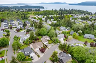 2020 Meadows Ln, Anacortes, WA 98221 - Photo 30