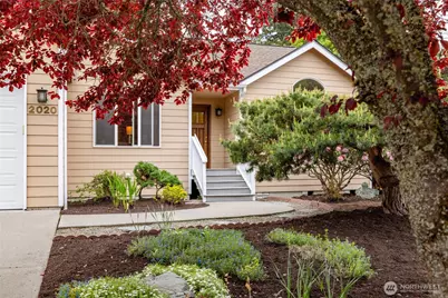 2020 Meadows Lane, Anacortes, WA 98221 - Photo 2