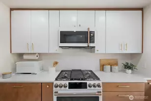 7508 30th Ave SW, Seattle, WA 98126 - Photo 10