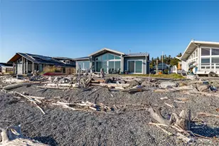 121 Keystone Ave, Coupeville, WA 98239 - Photo 4