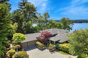7447 W Mercer Way, Mercer Island, WA 98040 - Photo 1