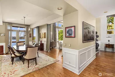 7447 W Mercer Way, Mercer Island, WA 98040 - Photo 10