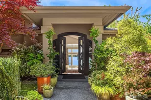7447 W Mercer Way, Mercer Island, WA 98040 - Photo 2