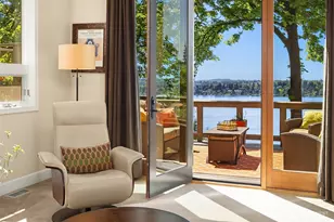 7447 W Mercer Way, Mercer Island, WA 98040 - Photo 16