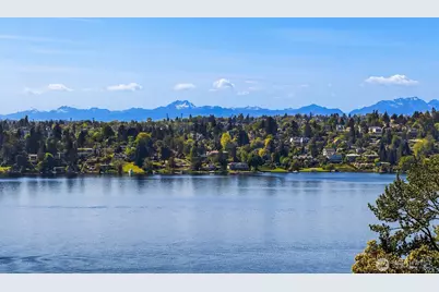 7447 W Mercer Way, Mercer Island, WA 98040 - Photo 38
