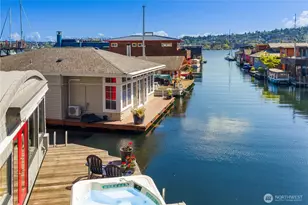 2466 Westlake Ave N, Seattle, WA 98109 - Photo 2