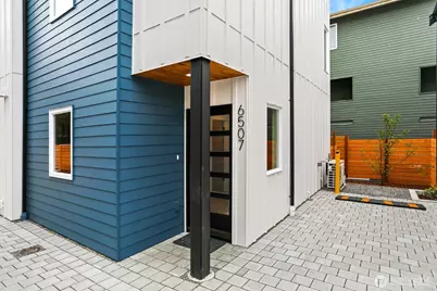 6507 19th Avenue NW, Seattle, WA 98117 - Photo 2