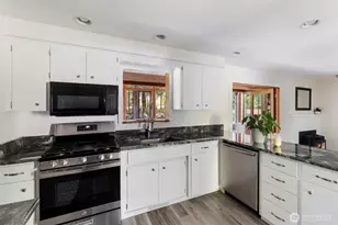 631 N 6th St, Montesano, WA 98563 - Photo 12