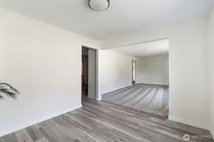 631 N 6th St, Montesano, WA 98563 - Photo 8