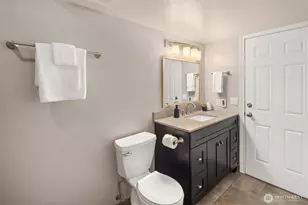 3711 Lake Washington Blvd N, Renton, WA 98056 - Photo 28
