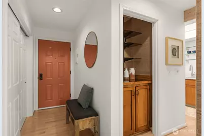 6300 NE Sand Point Way #307, Seattle, WA 98115 - Photo 2