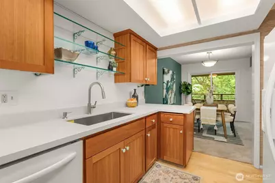 6300 NE Sand Point Way #307, Seattle, WA 98115 - Photo 10