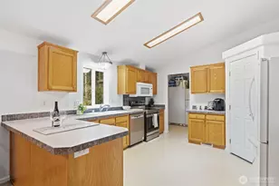 71 E Richardson Rd, Belfair, WA 98528 - Photo 6