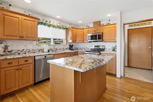 662 Pioneer Dr, Port Ludlow, WA 98365 - Photo 10