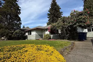 11810 19th Ave SW, Burien, WA 98146 - Photo 2