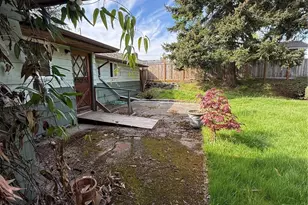 11810 19th Ave SW, Burien, WA 98146 - Photo 8