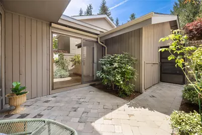 130 141st Place NE, Bellevue, WA 98007 - Photo 4