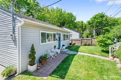 3713 S Burns Street, Seattle, WA 98118 - Photo 24