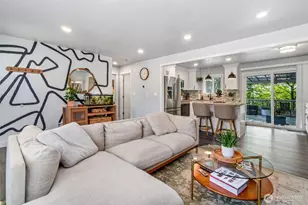 3713 S Burns St, Seattle, WA 98118 - Photo 6