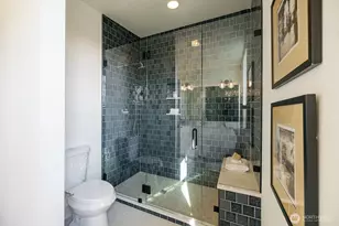 3007 S Dakota St, Seattle, WA 98108 - Photo 20