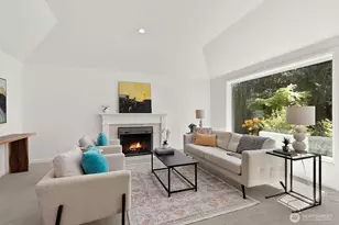23216 SE 31st St, Sammamish, WA 98075 - Photo 4