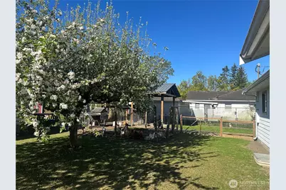 308 Baker Street, Everson, WA 98247 - Photo 24