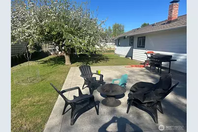 308 Baker Street, Everson, WA 98247 - Photo 6
