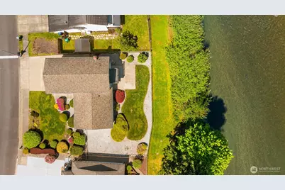 1816 Riverview Drive NE, Auburn, WA 98002 - Photo 20