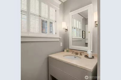 941 11th Avenue E #3, Seattle, WA 98102 - Photo 22