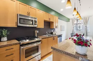 2225 NW Moraine Pl, Issaquah, WA 98027 - Photo 12