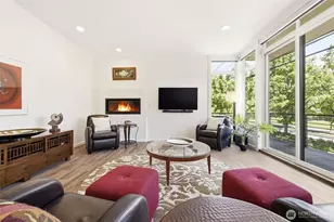3009 Harbor Ave SW, Seattle, WA 98126 - Photo 4