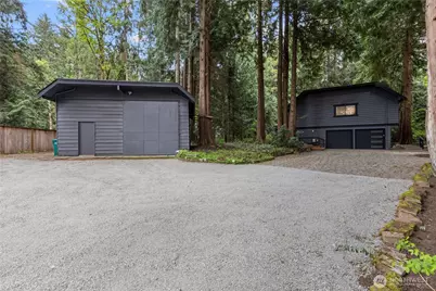 18126 NE 185th Place, Woodinville, WA 98077 - Photo 32