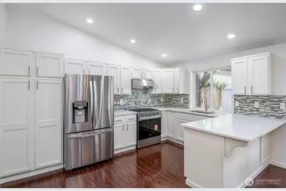 1901 12th Avenue SE, Puyallup, WA 98372 - Photo 10