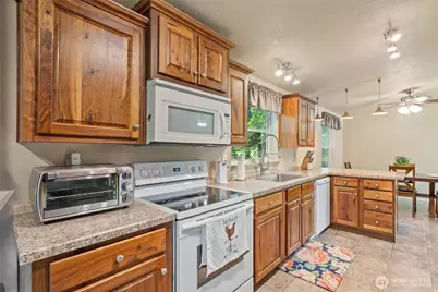 1531 US Hwy 12, Ethel, WA 98542 - Photo 28