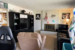 605 Scott Dr, Centralia, WA 98531 - Photo 2