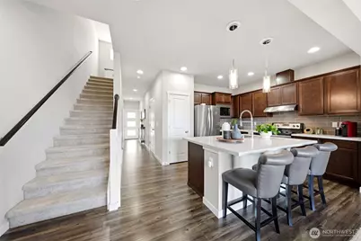 7919 19th Drive SE, Everett, WA 98203 - Photo 2