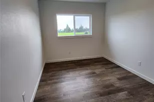 1012 Peach Rd, Winlock, WA 98596 - Photo 10