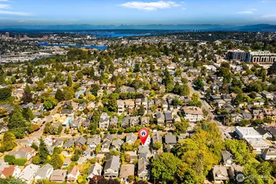 2423 3rd Avenue W, Seattle, WA 98119 - Photo 36