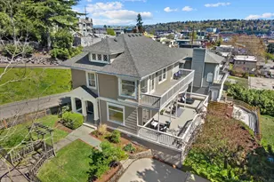 920 4th Ave N, Seattle, WA 98109 - Photo 8