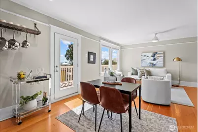 920 4th Avenue N, Seattle, WA 98109 - Photo 30